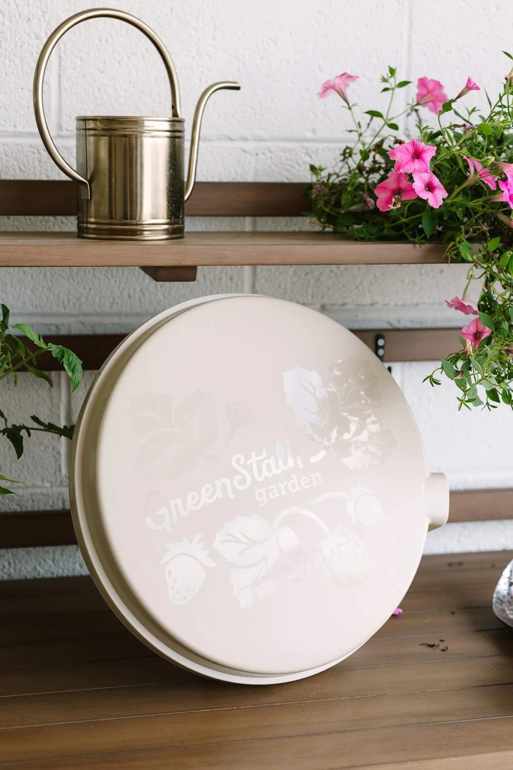GreenStalk Spring Lid | Stunning Stone